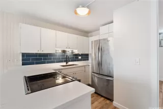 Photo #6: 202603622 Listing 