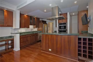 Photo #3: 202603648 Listing 