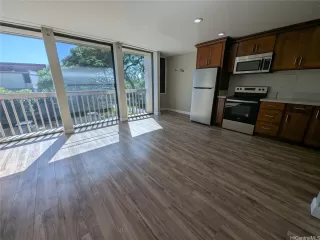 Photo #2: 202603669 Listing 