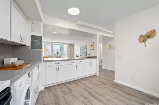 Photo #5: 202603676 Listing 