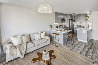 Photo #4: 202603679 Listing 