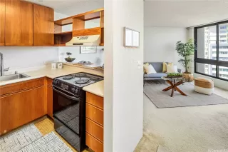 Photo #5: 202603747 Listing 