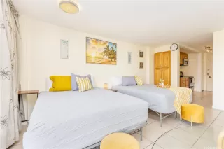 Photo #5: 202603759 Listing 