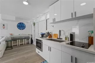 Photo #5: 202603763 Listing 