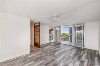 Photo #4: 202603774 Listing 