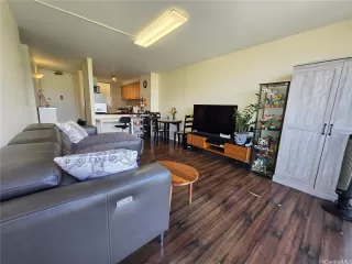 Photo #5: 202603789 Listing 