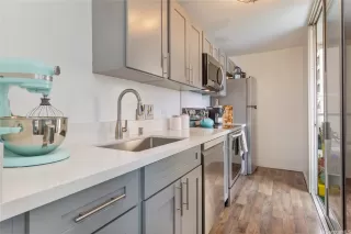 Photo #5: 202603803 Listing 