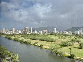 Photo #6: 202603828 Listing 