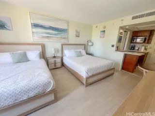 Photo #5: 202603857 Listing 