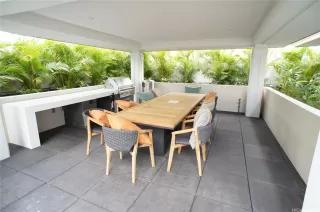 Photo #5: 202603860 Listing 