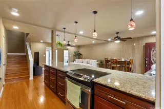 Photo #3: 202603863 Listing 