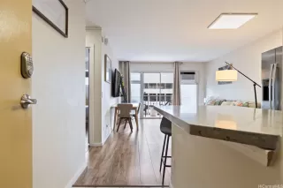 Photo #4: 202603890 Listing 