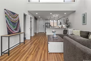 Photo #2: 202603895 Listing 