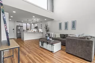 Photo #5: 202603895 Listing 