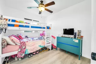 Photo #6: 202603896 Listing 