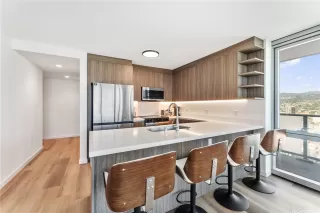 Photo #3: 202603938 Listing 