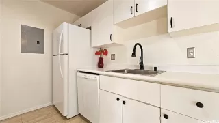 Photo #6: 202603946 Listing 