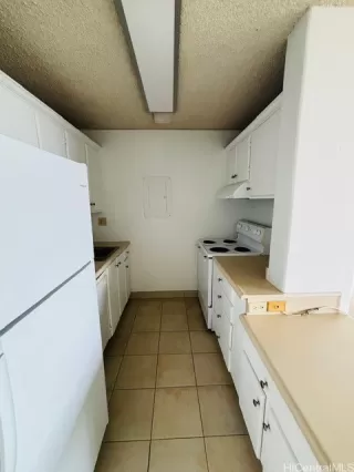 Photo #5: 202603948 Listing 