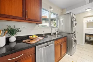 Photo #6: 202603950 Listing 