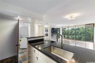 Photo #5: 202603957 Listing 