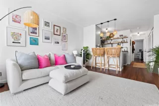 Photo #2: 202603959 Listing 