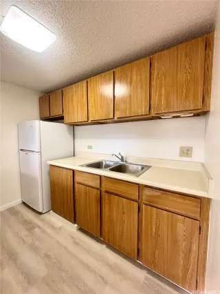 Photo #2: 202603974 Listing 