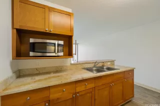 Photo #2: 202603994 Listing 