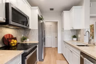 Photo #3: 202604000 Listing 