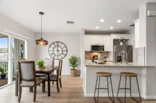 Photo #4: 202604000 Listing 