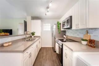 Photo #4: 202604024 Listing 