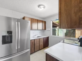 Photo #6: 202604033 Listing 