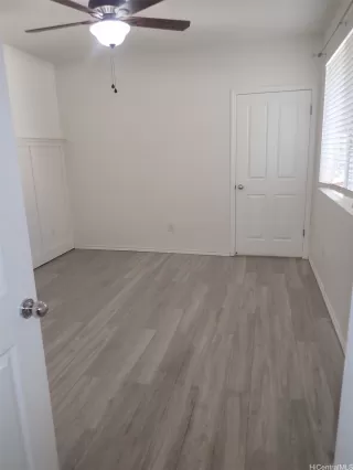 Photo #3: 202604041 Listing 