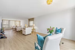 Photo #4: 202604064 Listing 