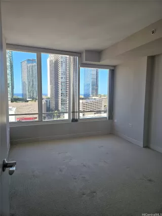 Photo #4: 202604084 Listing 