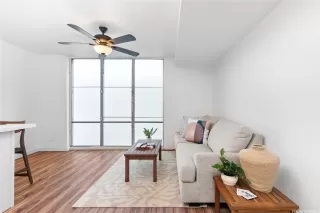 Photo #4: 202604129 Listing 