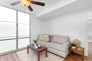 Photo #5: 202604129 Listing 