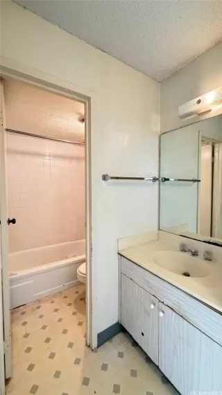 Photo #2: 202604135 Listing 