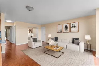 Photo #2: 202604139 Listing 