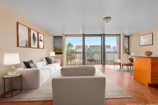 Photo #6: 202604139 Listing 