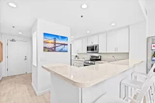 Photo #5: 202604158 Listing 