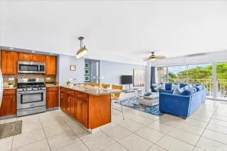 Photo #4: 202604166 Listing 