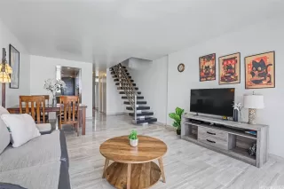 Photo #3: 202604177 Listing 