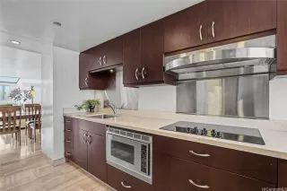 Photo #4: 202604177 Listing 