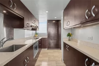 Photo #5: 202604177 Listing 