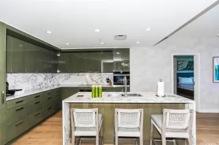 Photo #6: 202604187 Listing 