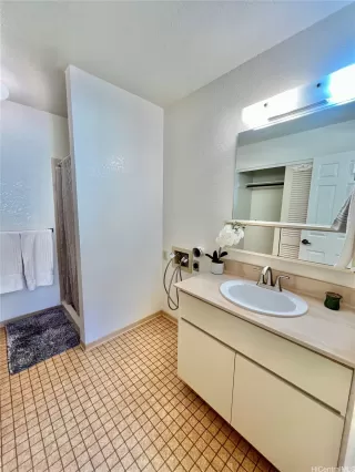 Photo #5: 202604197 Listing 