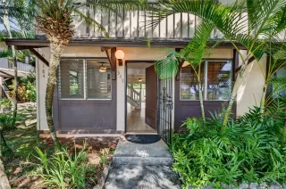 Browse active condo listings in NOB HILL