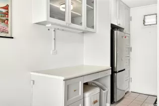 Photo #6: 202604215 Listing 