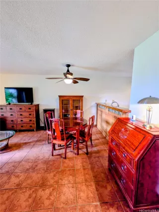 Photo #4: 202604228 Listing 