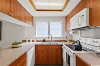 Photo #3: 202604264 Listing 